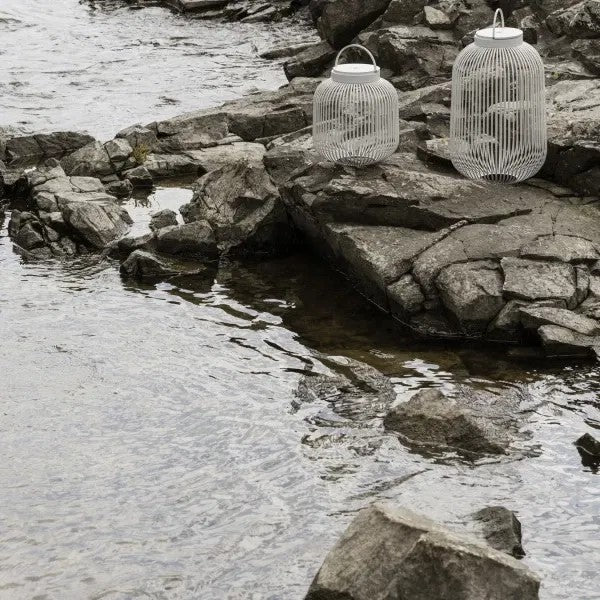 Lampada LED mobile LITO di Blomus in ferro e alluminio, ricaricabile per uso esterno. h 49 cm x Ø 31 cm
