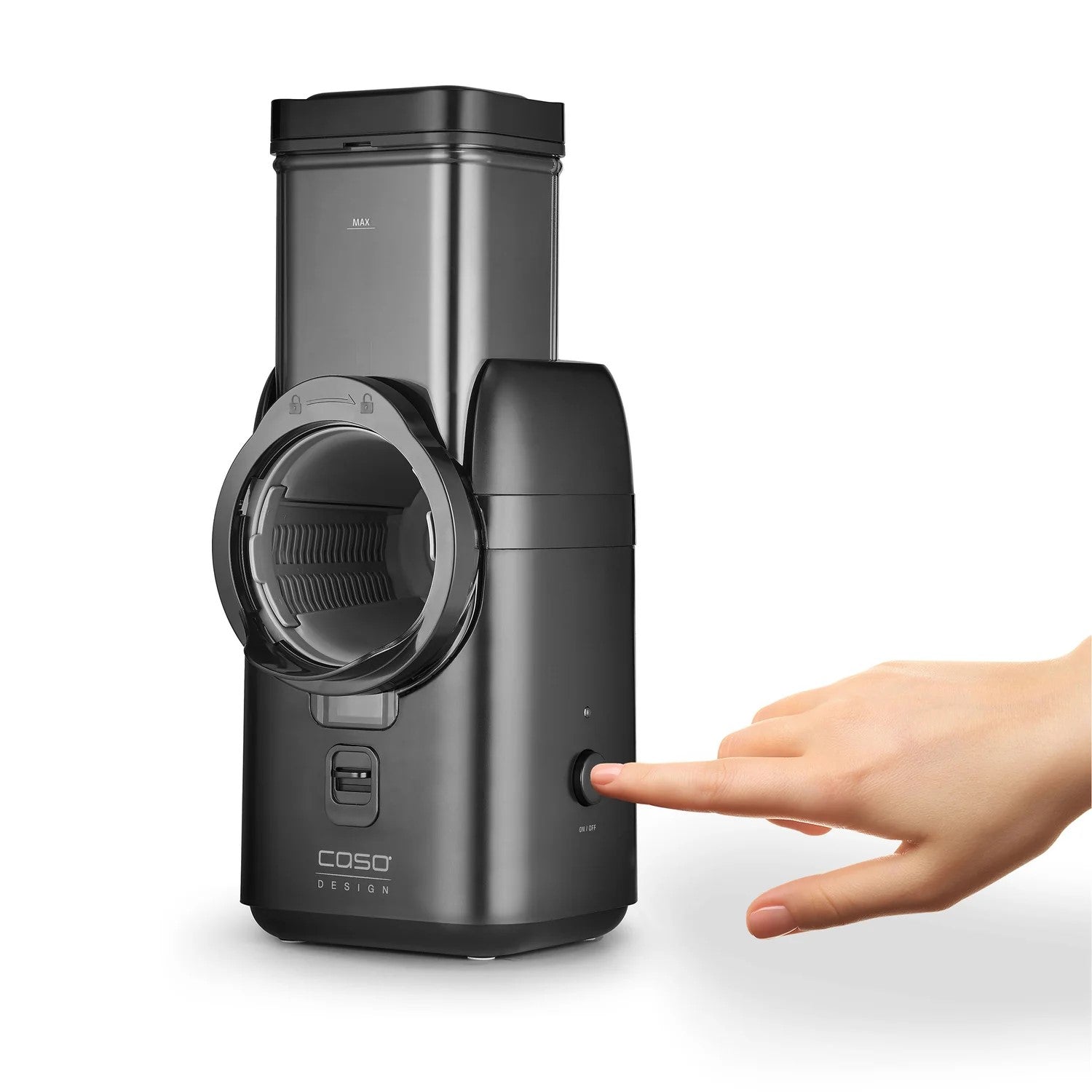 Affettatrice MultiSlicer CASO Design con accessori su piano cucina