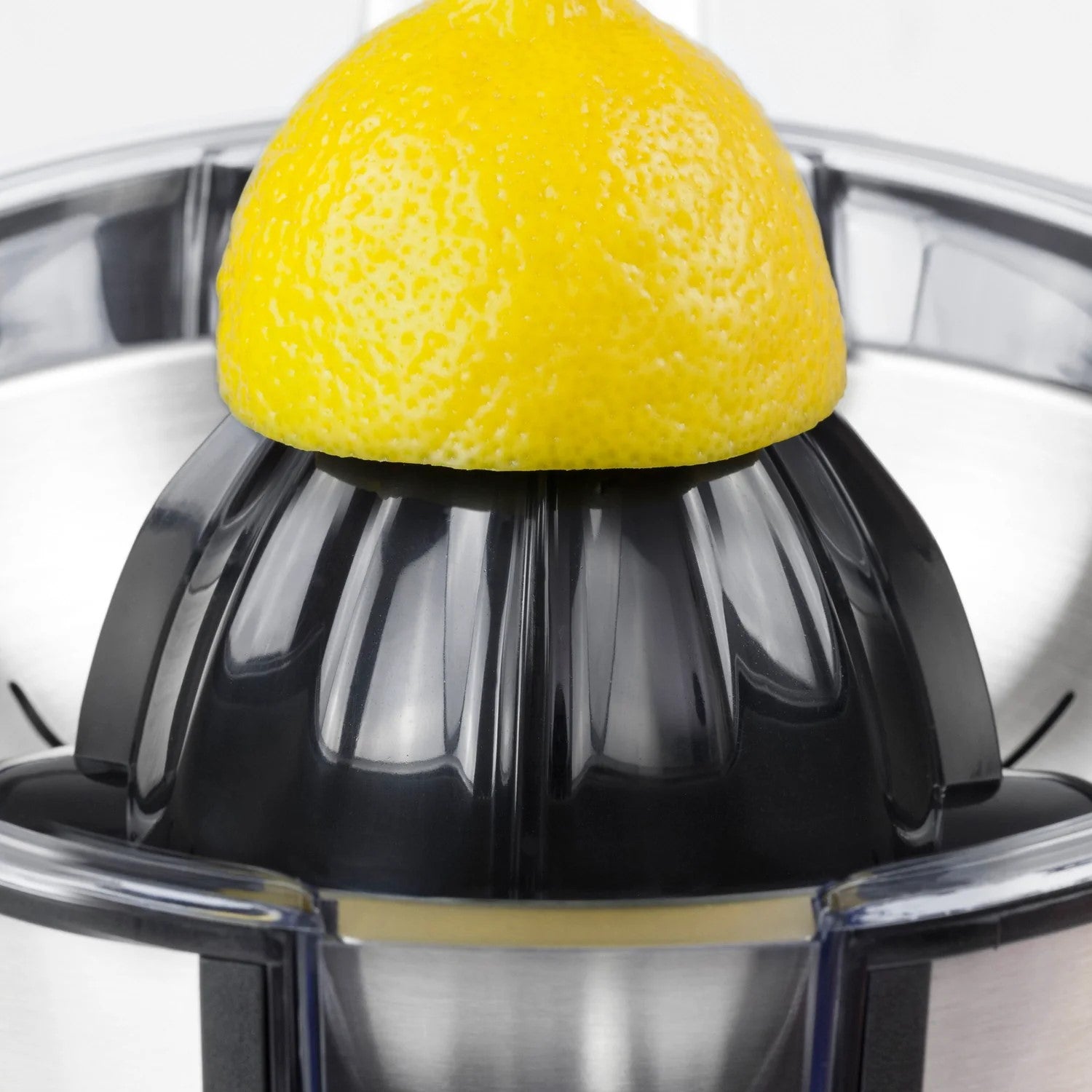 Spremiagrumi elettrico CP 300 Caso Design in acciaio inox con leva professionale