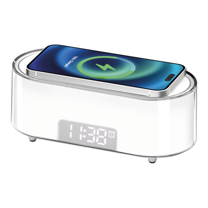 Sveglia - Wireless Charger - La ricarica rapida da 15W del wireless charger garantisce una carica veloce ed efficiente per il tuo dispositivo, mentre la lampada a led ti permette di scegliere tra due livelli di luminosità. Dimensioni: cm 22 x 10 x h 9 - Cavo usb-c incluso. In negozio e online su tuttochic.it