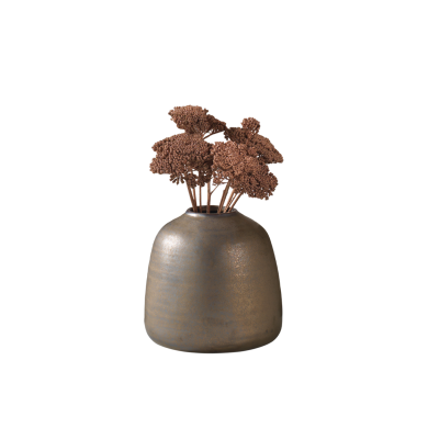 Vaso Golden Age, realizzato in ceramica di lusso dal colore rame. Perfetto per esaltare la bellezza di qualsiasi ambiente. Dimensioni: cm Ø 17 x h 16. In negozio e online su tuttochic.it