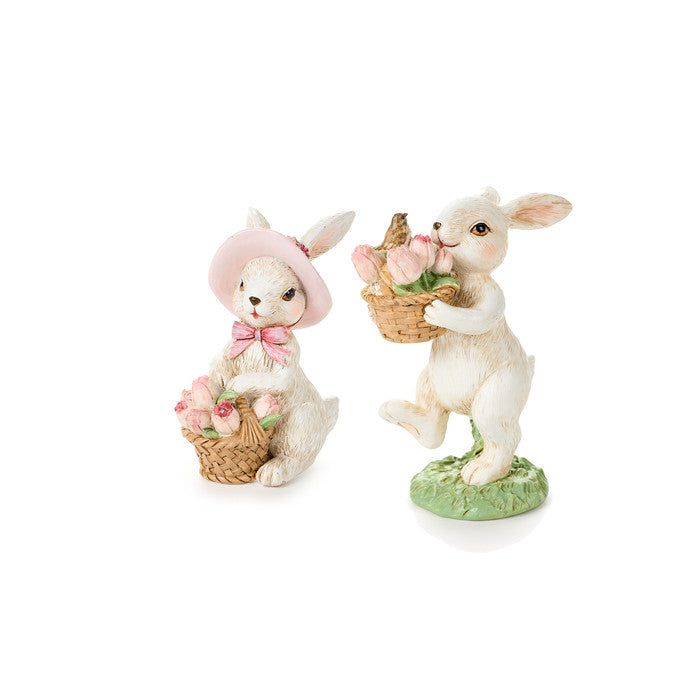 coppia di coniglietti realizzati in resina decorata, trasporteranno l'atmosfera pasquale nella tua casa. Dimensioni: 8×5.5×10.5 cm – 9×5.5×12 cm. In negozio e online su tuttochic.it