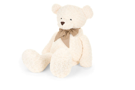 Grande orso di peluche color panna alto 60 cm con fiocco beige al collo, seduto, linea Vintage Toys Nuvole di Stoffa, decorazione di lusso per interni, Tutto Chic.
