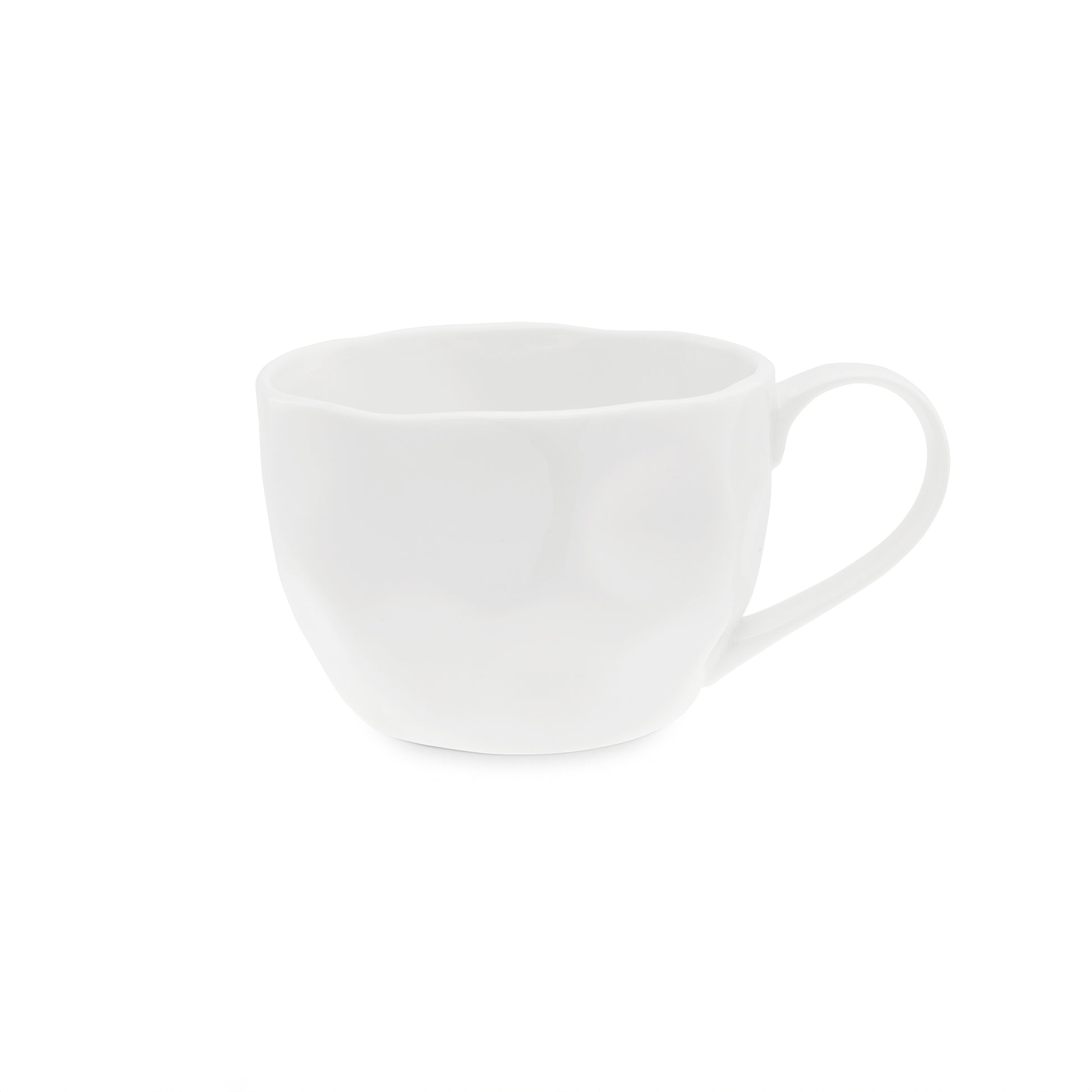 Set di 2 tazze da colazione realizzate in porcellana bianca di alta qualità, con una finitura materica 420 ml. In negozio e online su tuttochic.it