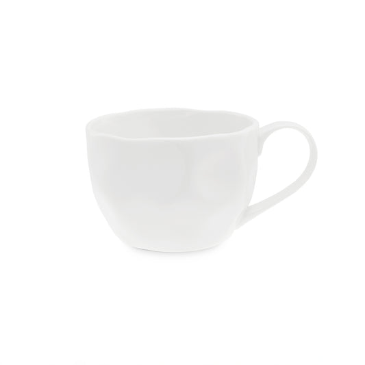 Set di 2 tazze da colazione realizzate in porcellana bianca di alta qualità, con una finitura materica 420 ml. In negozio e online su tuttochic.it
