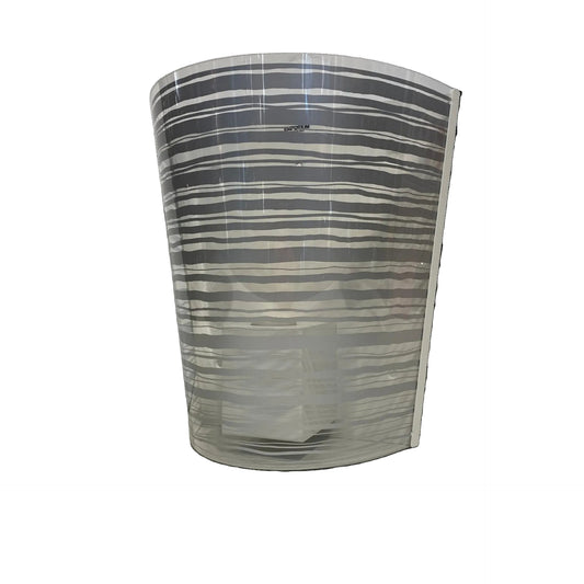 Lampada da parete applique Pixi Emporium in policarbonato decorato argento.