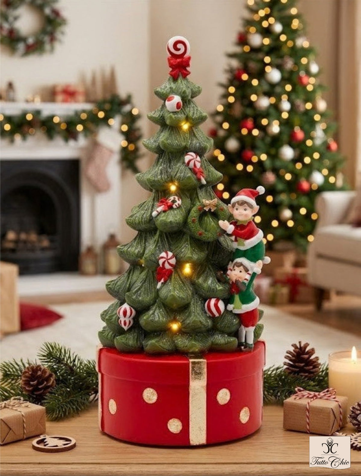 Albero di Natale EDG in resina decorata con elfi carillon musicale e luci integrate altezza 37 cm