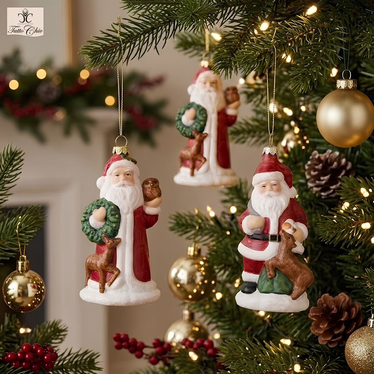 Realizzato in pregiata plastica decorata, questo Babbo Natale porterà una magica atmosfera al tuo albero, creando un'esperienza unica e sofisticata. Accogli l'incanto del Natale a casa tua con questo esclusivo decoro. Disponibile in due modelli. In negozio e online su tuttochic.it