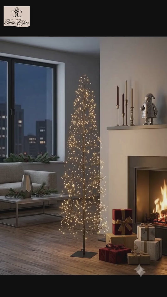 Albero luminoso di Natale a forma di Faggio Slim nero alto 120 cm con 528 micro LED accesi di EDG Enzo De Gasperi.