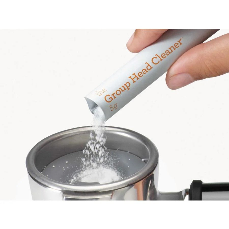 Confezione di detergente in polvere Sage da 6 bustine per la pulizia del gruppo erogatore macchine caffè espresso.
