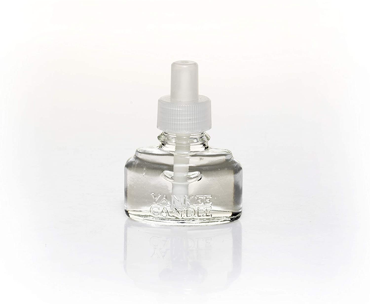 Ricarica per profumatore elettrico. Fragranza Wild Orchid - Questa è una fragranza Fiorita. Fuggite in un lussureggiante paradiso tropicale con inebrianti profumi fioriti e dolci e note che richiamano la frutta matura. Le ricariche durano da 4 a 6 settimane. In negozio e online su tuttochic.it