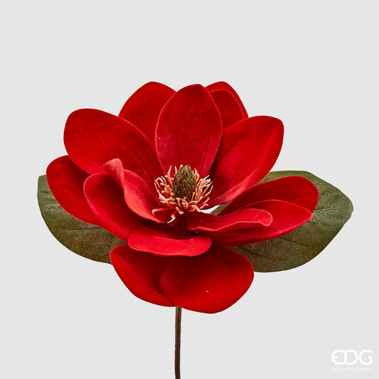 Fiore magnolia in velluto di colore rosso cm 30. In negozio e online su tuttochic.it