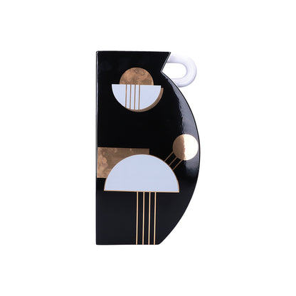 Vaso in ceramica lucida nera con decorazioni geometriche stile Picasso e manico bianco, collezione Drittonegliocchi di Rituali Domestici, altezza 41 cm.