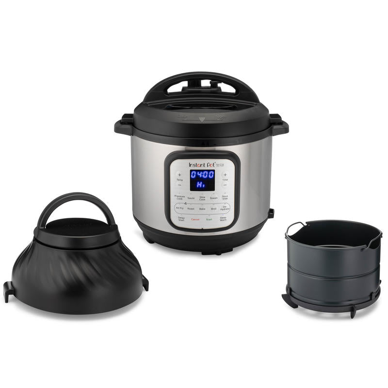 Il Duo Crisp™ & Air Fryer è 11 apparecchi in 1: pentola a pressione, pentola a cottura lenta, pentola per cuocere a vapore, cottura sous vide, padella per il soffritto, forno, scaldavivande, cottura arrosto, friggitrice, griglia e disidratatore. In negozio e online su tuttochic.it