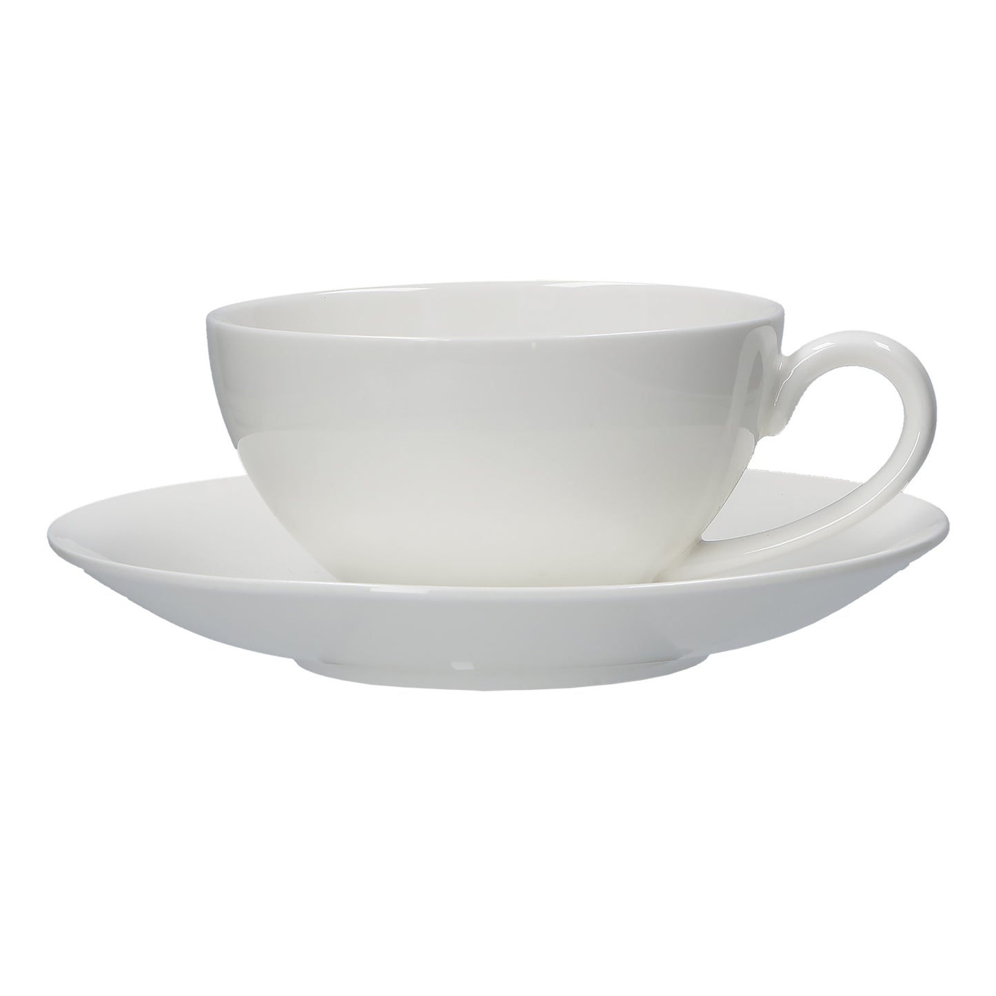 Set di 6 tazze tè con piattino in porcellana bianca. Dimensioni: 220cc Lavabile in lavastoviglie Utilizzabile in microonde Utilizzabile in forno tradizionale. In negozio e online su tuttochic.it