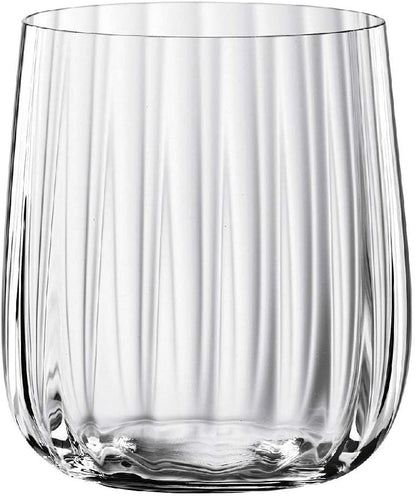Set di 4 bicchieri tumbler in vetro cristallino lavorato. Dimensioni: mm 83 x 90 h - Capacità: 340 ml Lavabile in lavastoviglie. In negozio e online su tuttochic.it