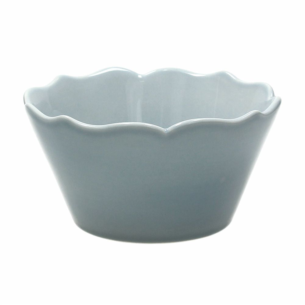 Set di 6 coppette in ceramica do colore azzurro. Dimensioni: diametro cm 14 x 7 h Utilizzabile in lavastoviglie e microonde. In negozio e online su tuttochic.it