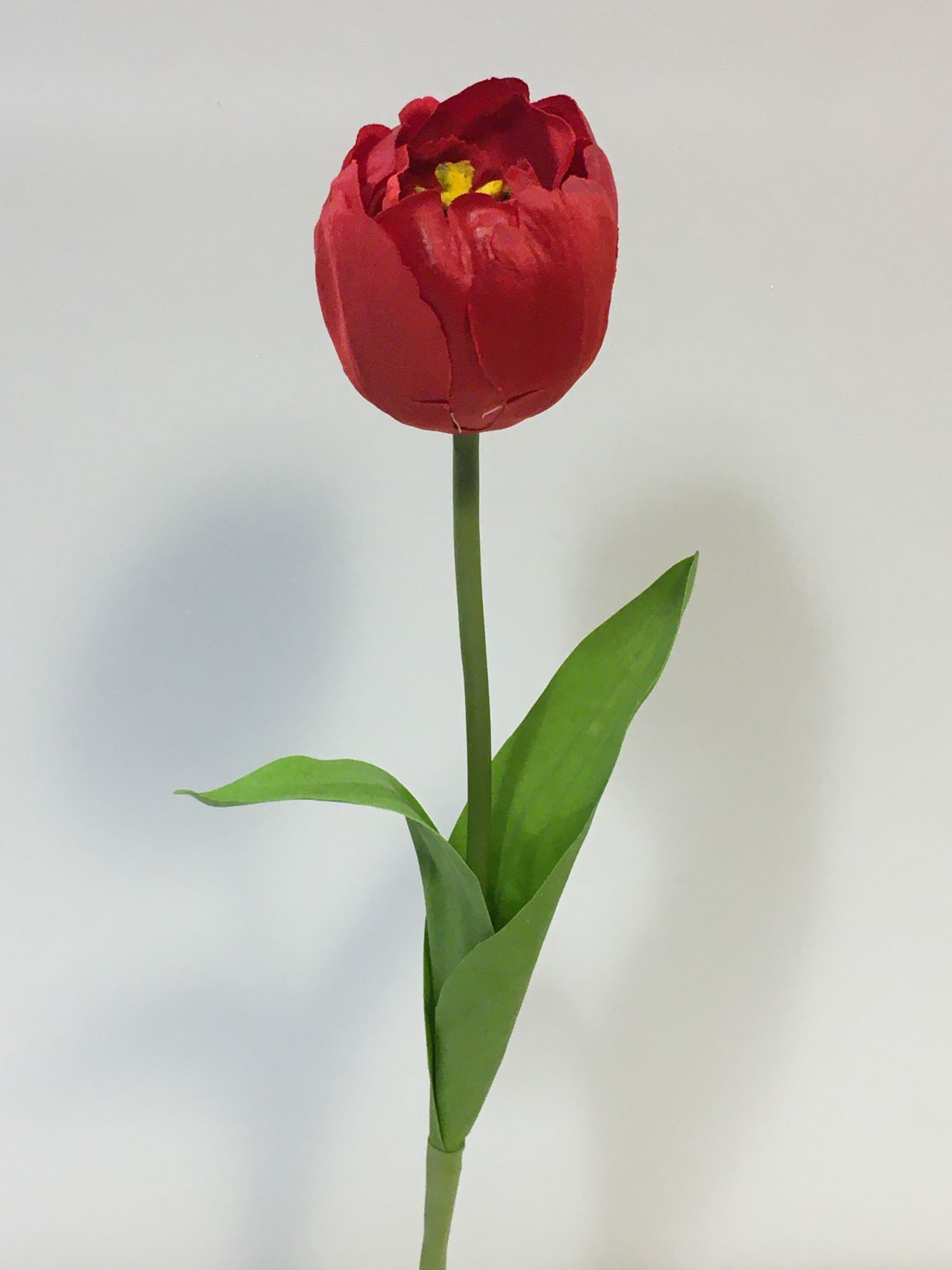 Tulipano rosso alto cm 43. Fiore artificiale in tessuto. In negozio e online su tuttochic.it