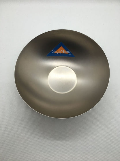 Ciotolina in acciaio inox 18/10 satinato. Dimensioni: diametro cm 15