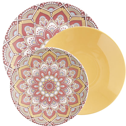 Set 18 piatti da tavola in porcellana decorata. Marrakech è una collezione che con i suoi colori di terre schiariti dallo smalto lucido giallo evoca la ceramica marocchina, per un'apparecchiatura dal fascino esotico. In negozio e online su tuttochic.it