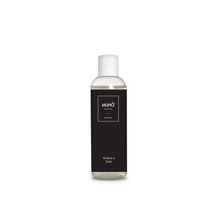 Ricarica per profumatore d'ambiente 400 ml. ACQUA E SALE La fragranza sprigiona la freschezza della brezza del mare carica di ozono e dei profumi di anice e sale. In negozio e online su tuttochic.it